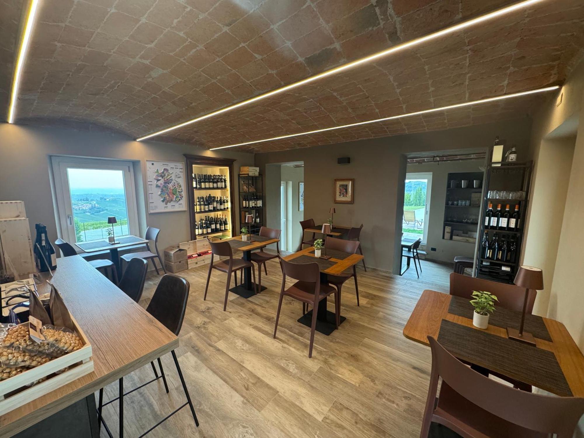 Villa Barbero Alba Langhe Манго Экстерьер фото